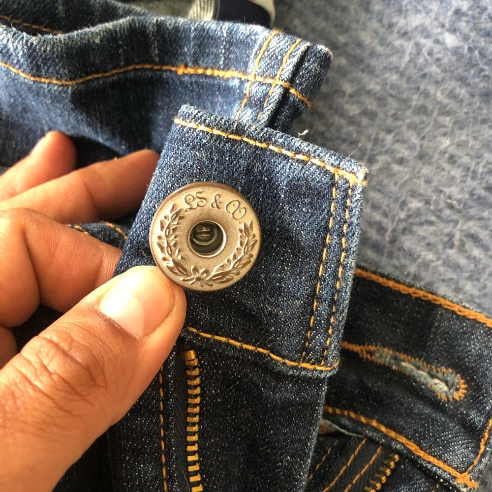 Jean Levi’s skirt
